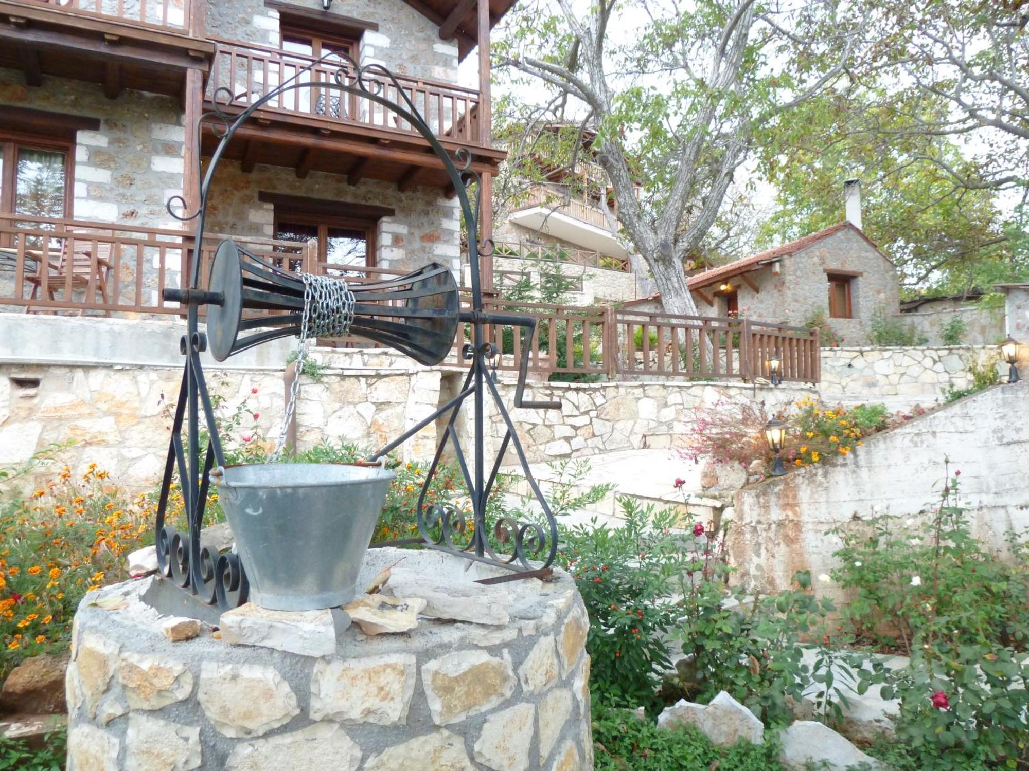 Theasis Suites-Ορεινή Φιλοξενία Като-Трикала-Коринтия Экстерьер фото